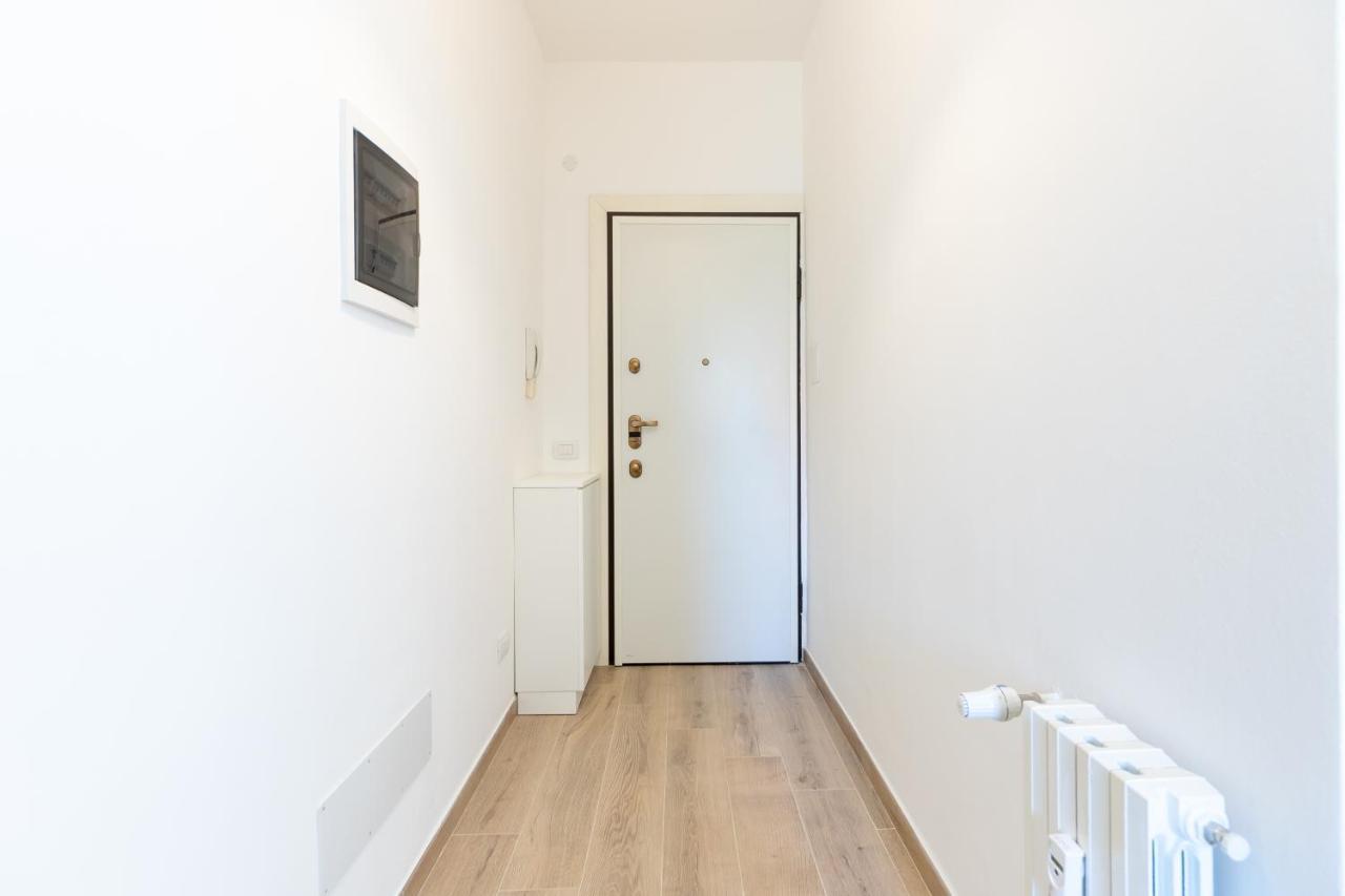 Alessia'S Flat- Milano M3 Corvetto Apartment ภายนอก รูปภาพ