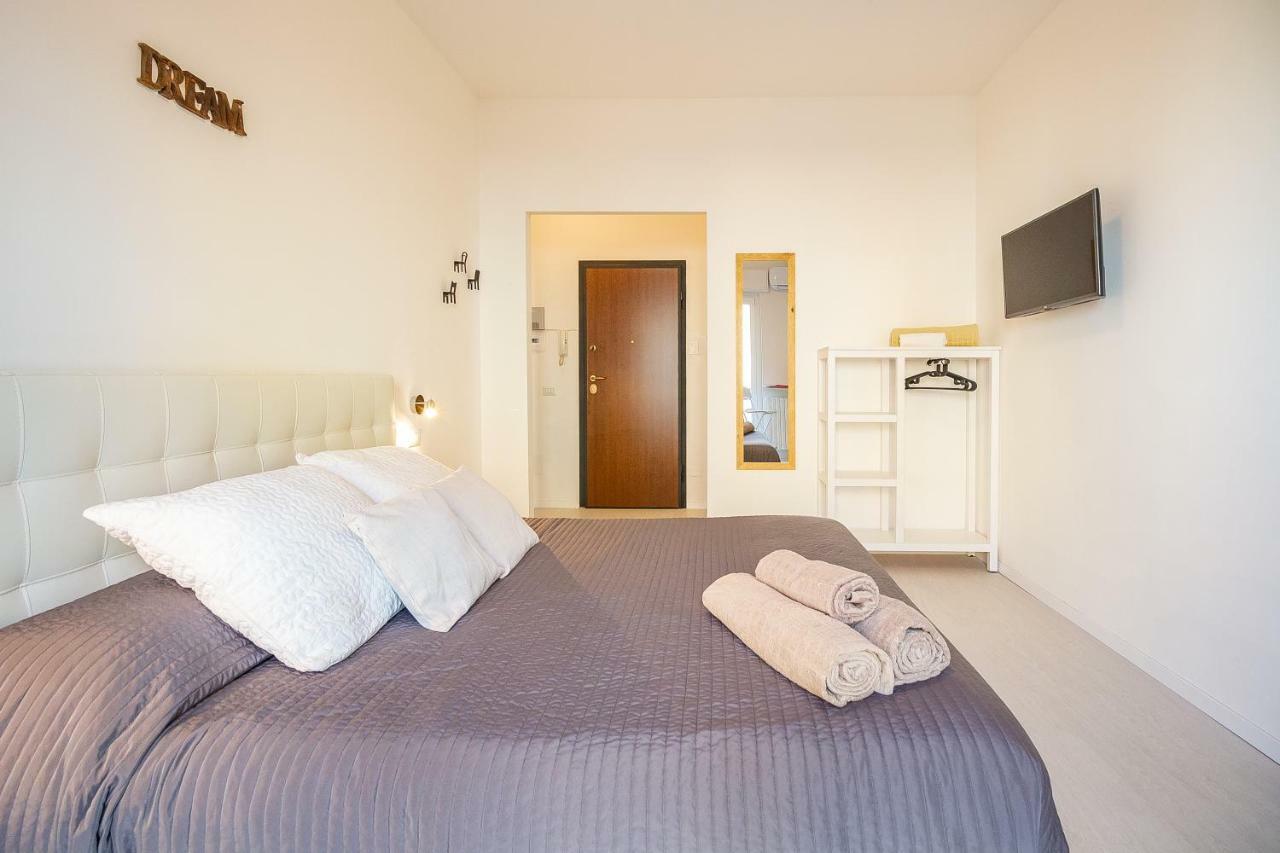 Alessia'S Flat- Milano M3 Corvetto Apartment ภายนอก รูปภาพ